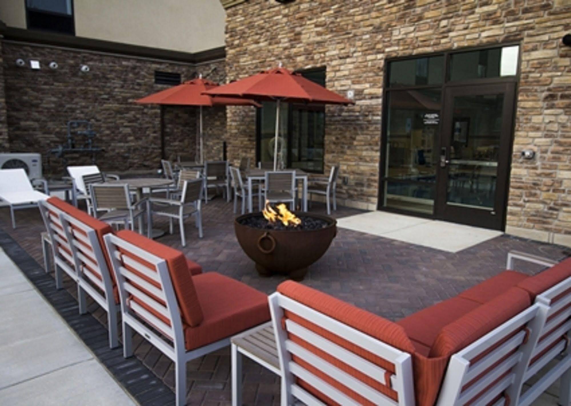 Hampton Inn Suites Flagstaff East Экстерьер фото